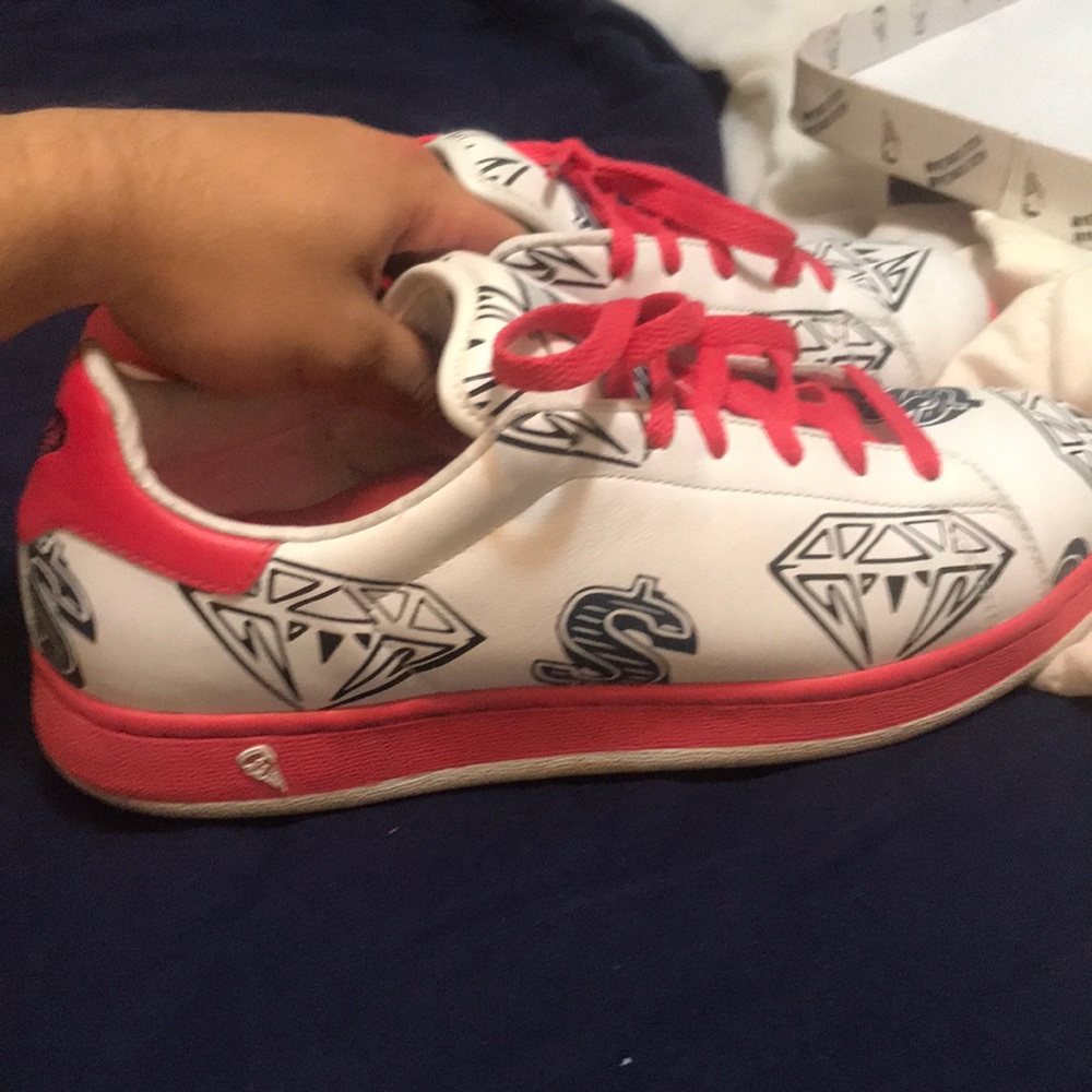 Rebook low ice cream “diamond flavor”